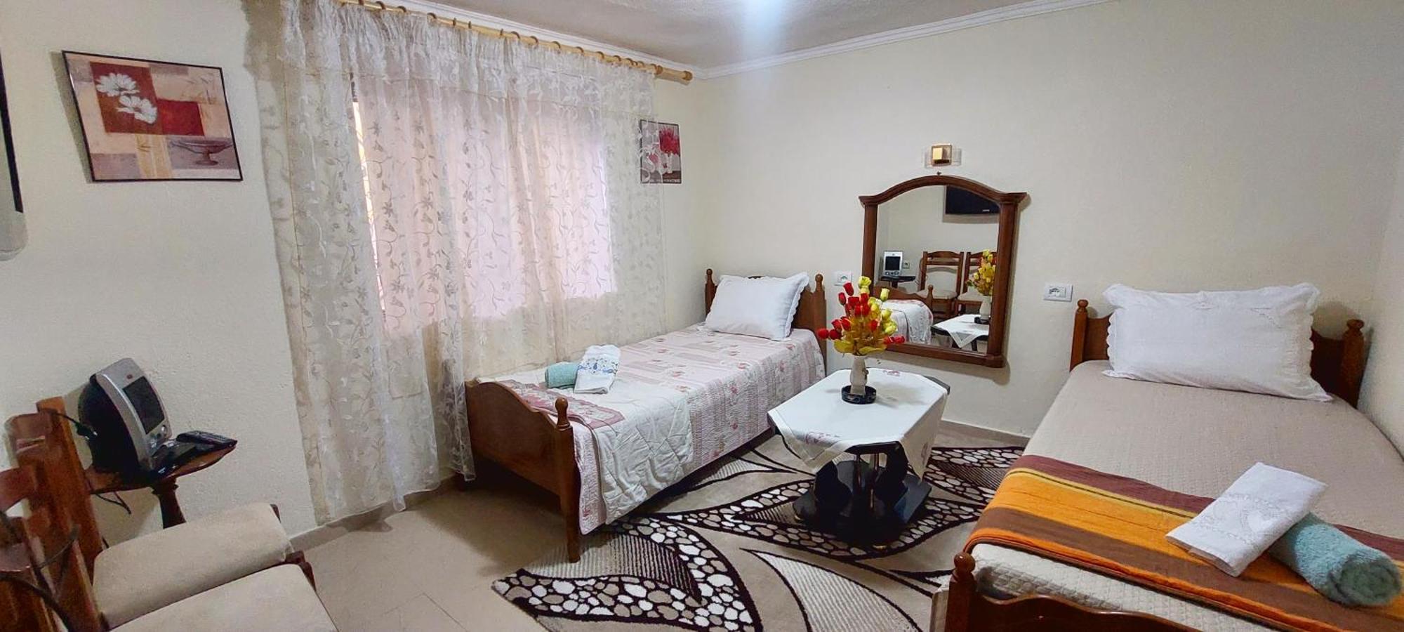 Holiday Home Shkoder Дом отдыха *